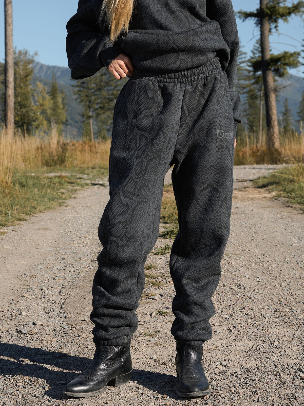 Minimalist Sweatpants