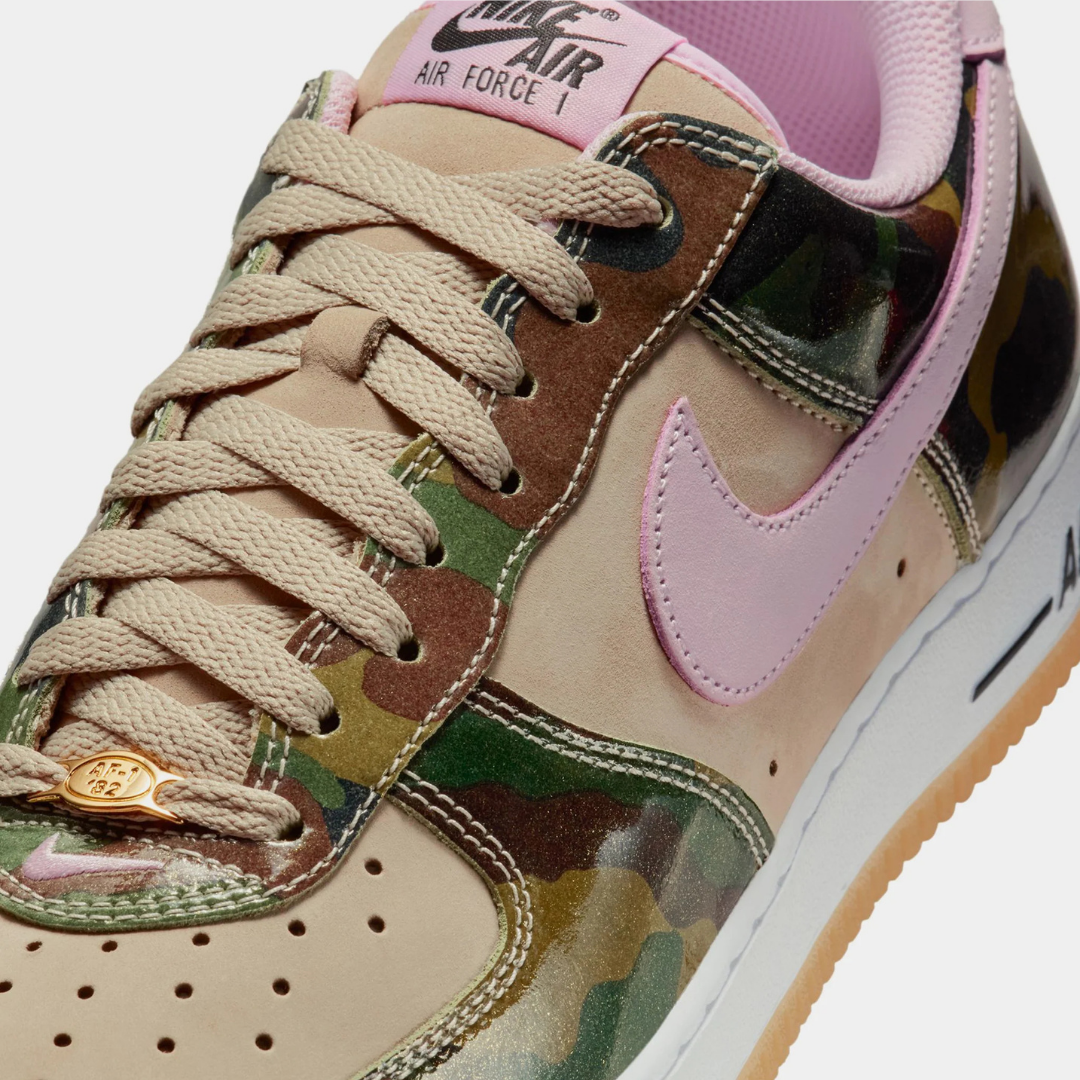 Air force 1 Low "Patent Camo pink"