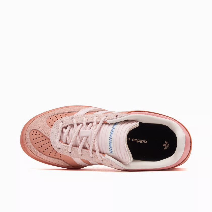 Gazelle Indoor 'Cabo Rojo'